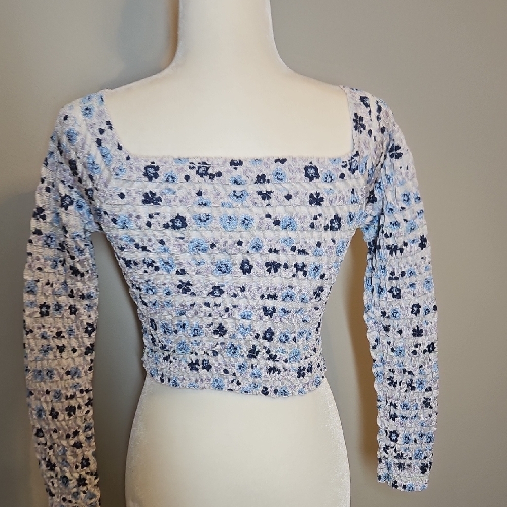 Zara Cottagecore Blue Floral Ruched Smocked Top - Long Sleeve - Picture 5 of 8